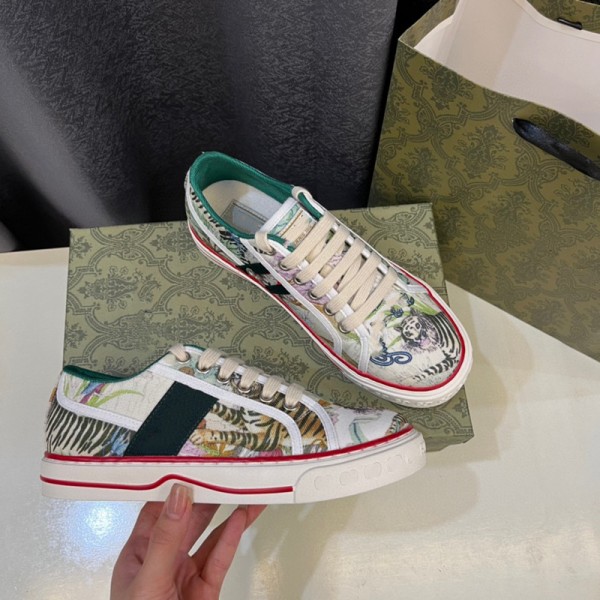 European Station Luxury Casual Cloth Shoes Men's Shoes Summer Breathable 1977 Old Flower Canvas Shoes Men's Flat Bottom Versatile Board Shoes