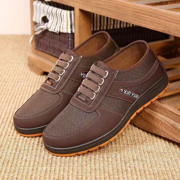 Wholesale Of Old Beijing Cloth Shoes For Men, Dad's New Work Shoes, Lightweight And Fashionable, One Step Casual Canvas Shoes, Breathable