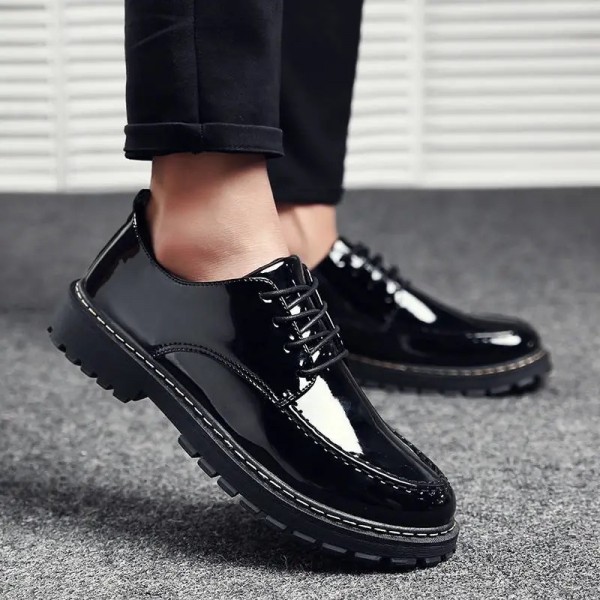 Leather Shoes Men's Casual Shoes 2023 Spring New Single Shoe Korean Version Trend British Men's Business Black Small Leather Shoes